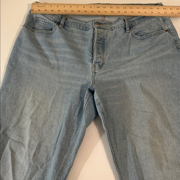 OLD NAVY - WOMENS - SLOUCHY STRAIGHT- HIGH RISE - SECRET SLIM POCKETS DENIM JEAN - Picture 5 of 7